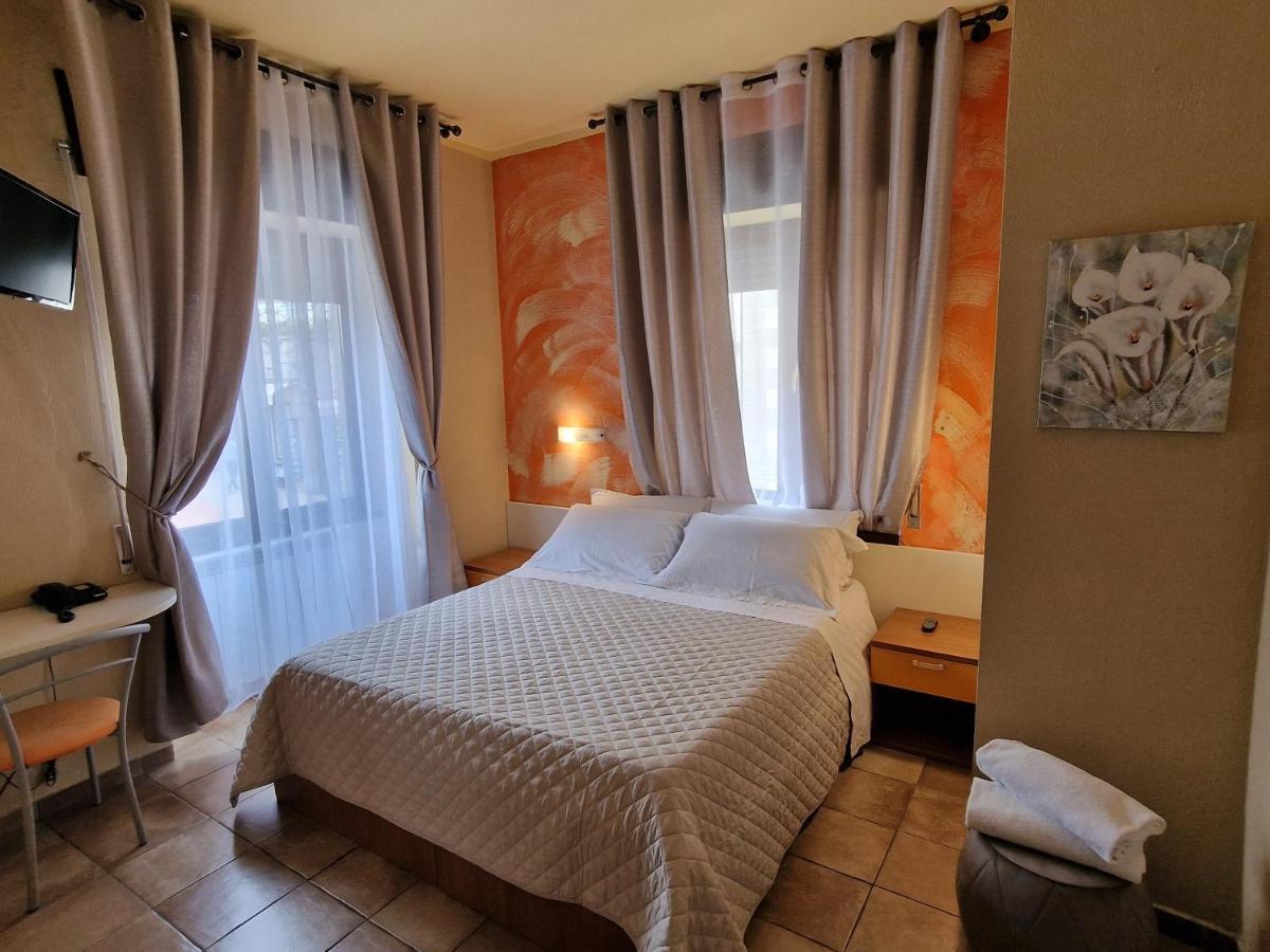 Hotel La Rocca San Marino Buitenkant foto