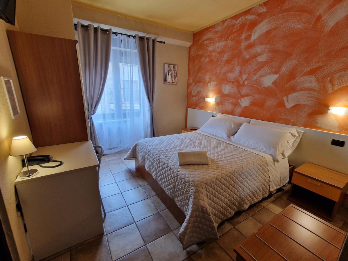 Hotel La Rocca San Marino Buitenkant foto