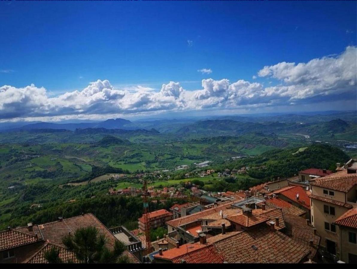 Hotel La Rocca San Marino Buitenkant foto