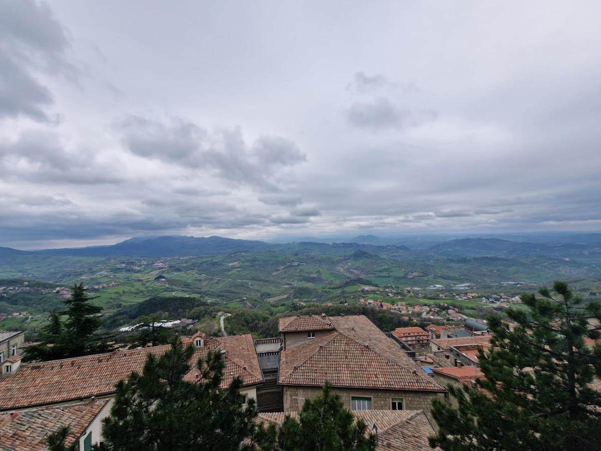Hotel La Rocca San Marino Buitenkant foto