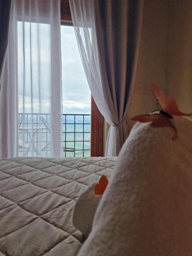 Hotel La Rocca San Marino Buitenkant foto