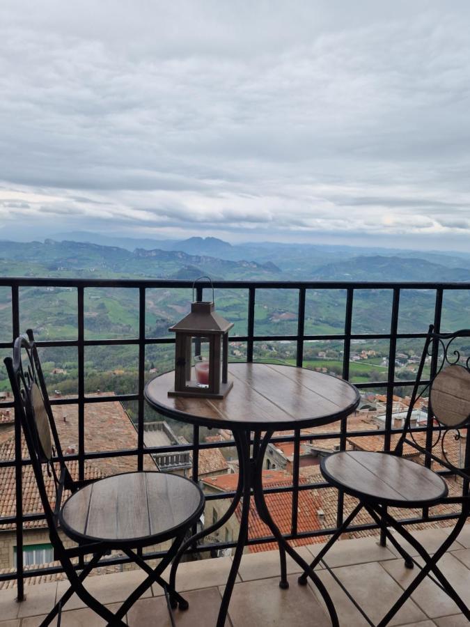 Hotel La Rocca San Marino Buitenkant foto